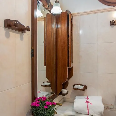 House-charme Degli Dei Holidays In Amalfi Coast *