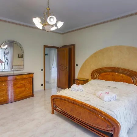 House-charme Degli Dei Holidays In Amalfi Coast