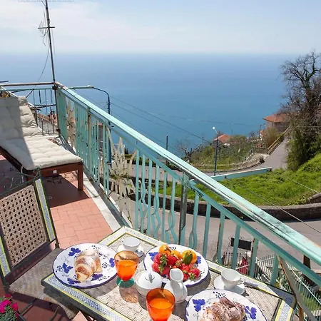 Apartment House-charme Degli Dei Holidays In Amalfi Coast *
