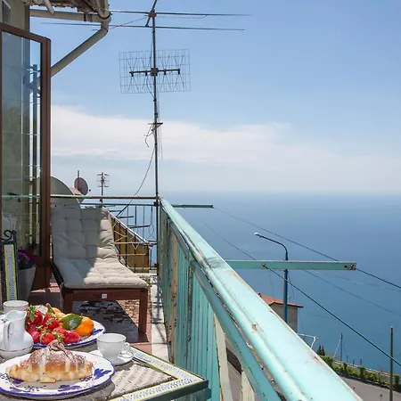 House-charme Degli Dei Holidays In Amalfi Coast Agerola