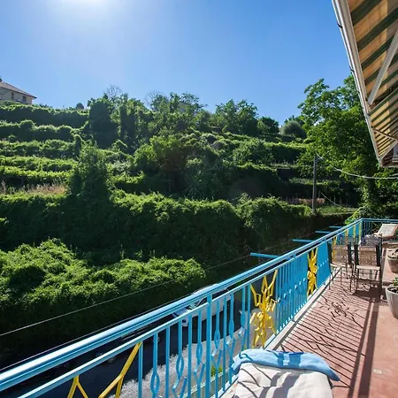 Apartment House-charme Degli Dei Holidays In Amalfi Coast *